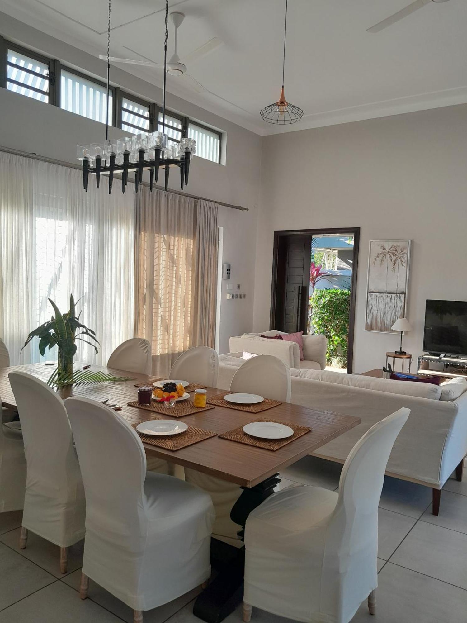 Luxury Villas At Royal Park Балаклава Екстериор снимка